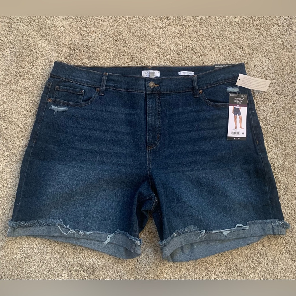 Gabrielle Bermuda Women's Dark Blue Denim Shorts Size 24W Brand New With Tags